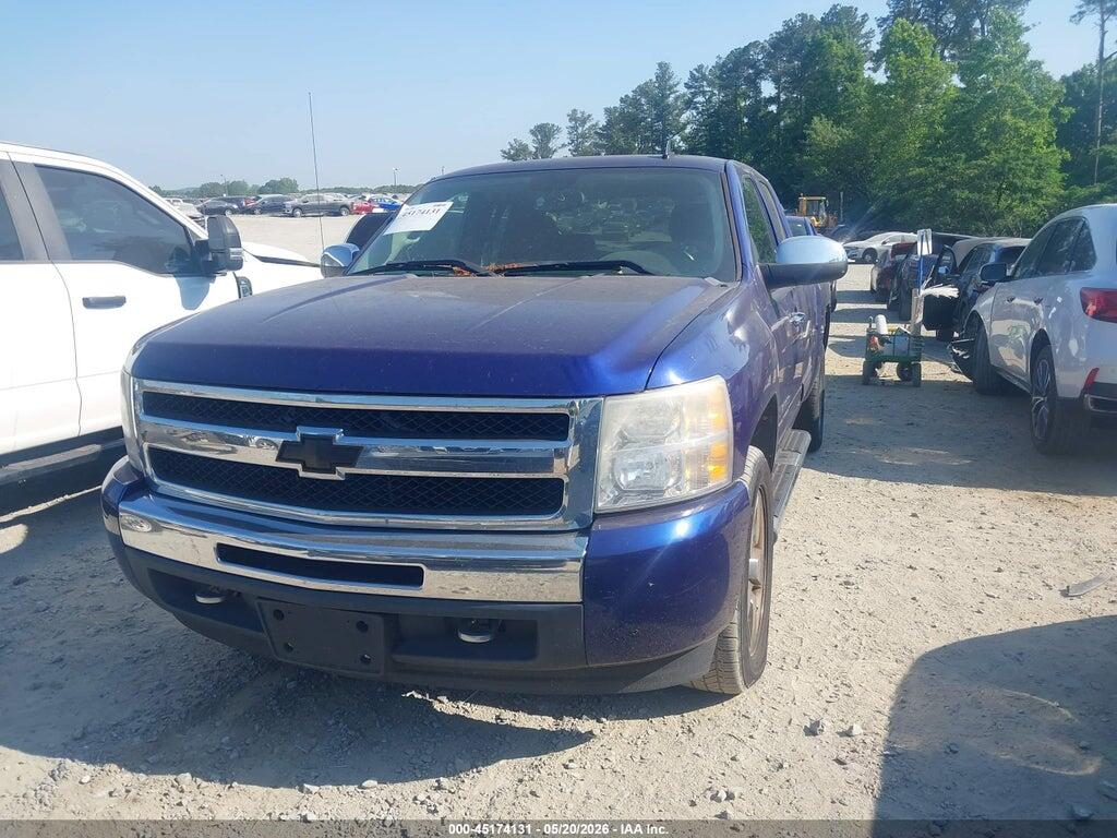1GCSKSE34AZ249903 2010 CHEVROLET SILVERADO 1500 photo no. 2