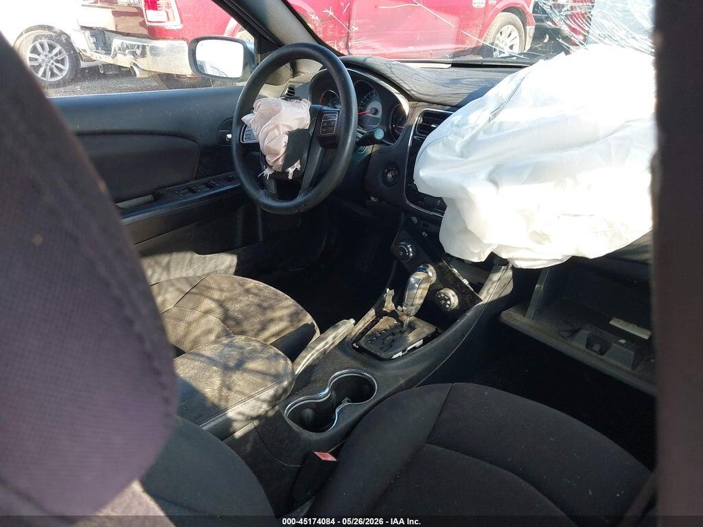1C3CCBAB9EN143253 2014 CHRYSLER 200 photo no. 5