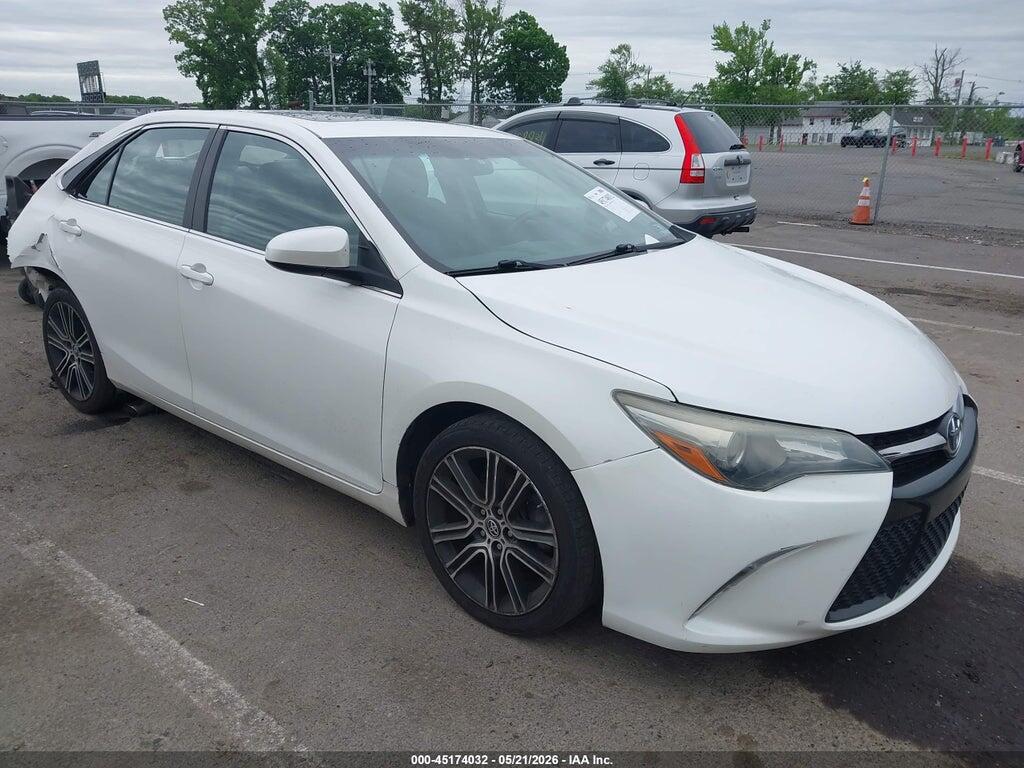 4T1BF1FK1GU157430 2016 TOYOTA CAMRY photo no. 1