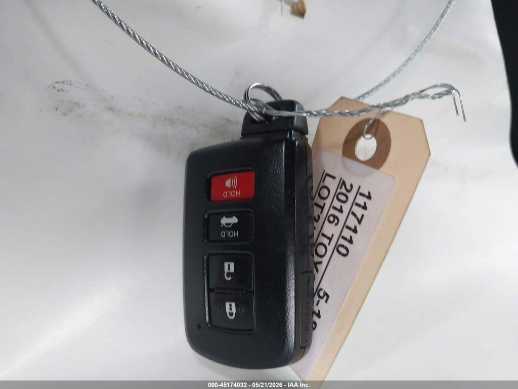 4T1BF1FK1GU157430 2016 TOYOTA CAMRY photo no. 11