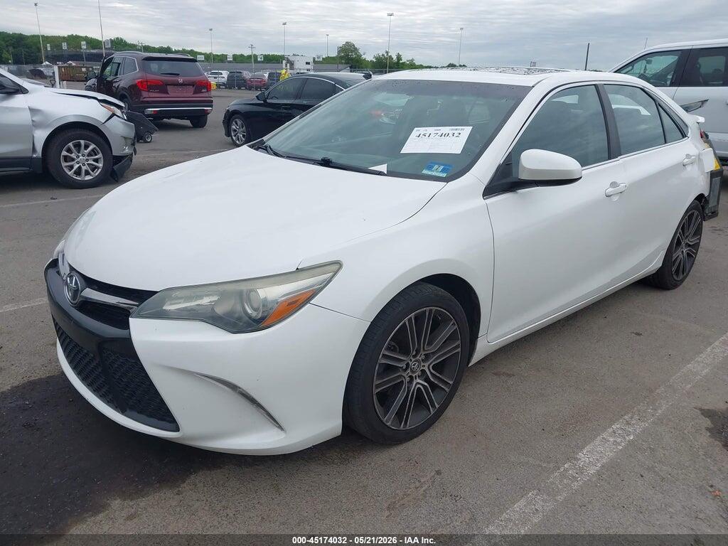 4T1BF1FK1GU157430 2016 TOYOTA CAMRY photo no. 2