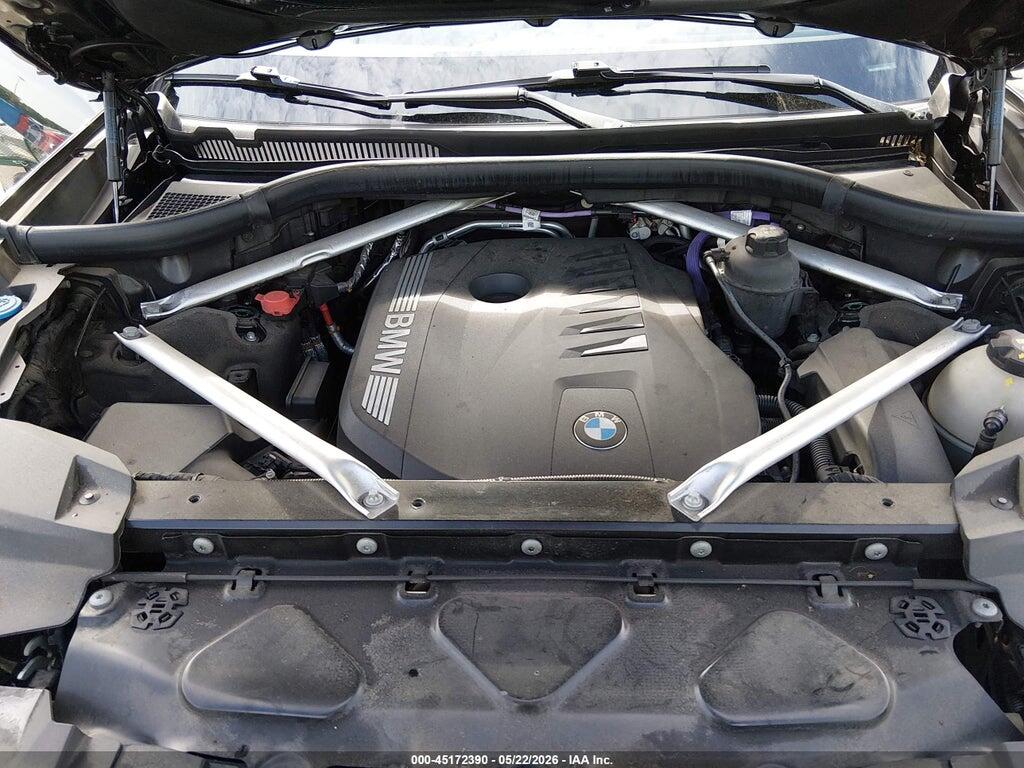 5UX23EM03R9U15408 2024 BMW X7 photo no. 10