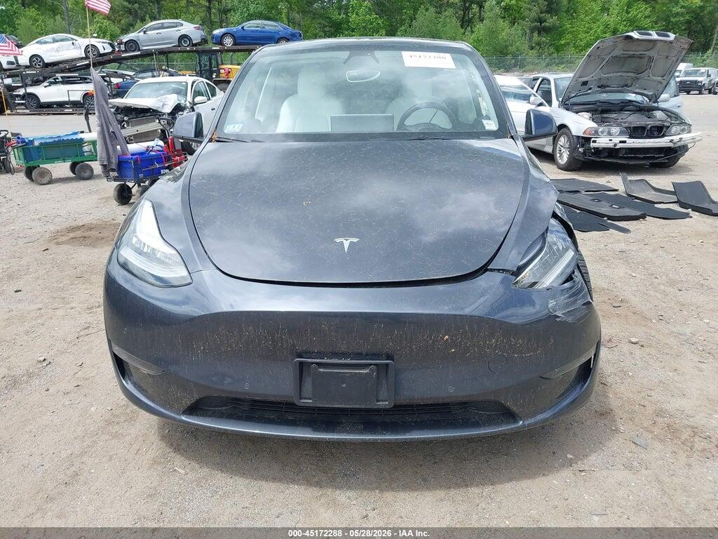 7SAYGDEE7NF372733 2022 TESLA MODEL Y photo no. 11
