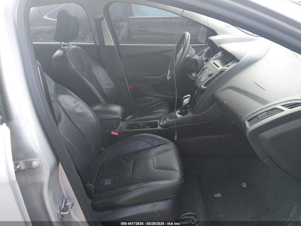 1FADP3F29GL332279 2016 FORD FOCUS photo no. 5