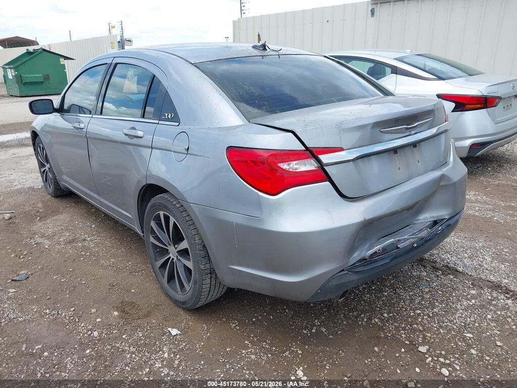 1C3CCBBG8DN720282 2013 CHRYSLER 200 photo no. 3