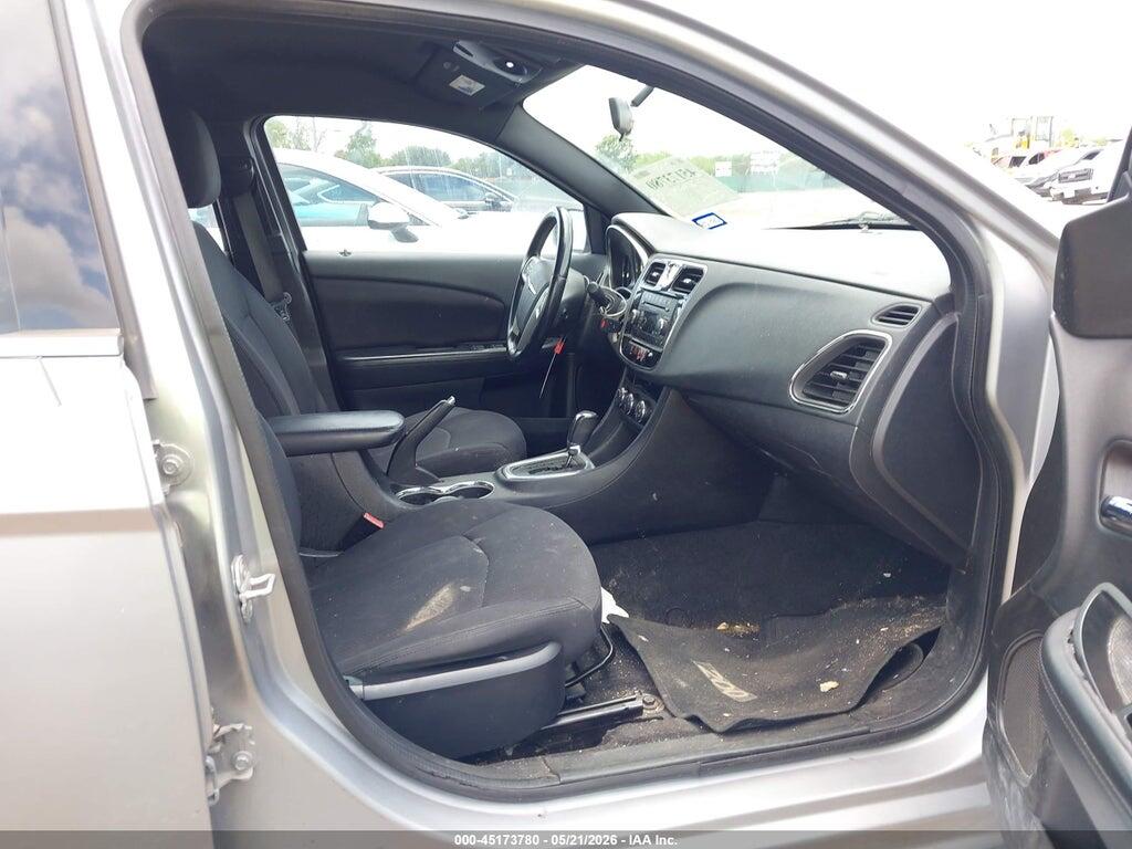 1C3CCBBG8DN720282 2013 CHRYSLER 200 photo no. 5