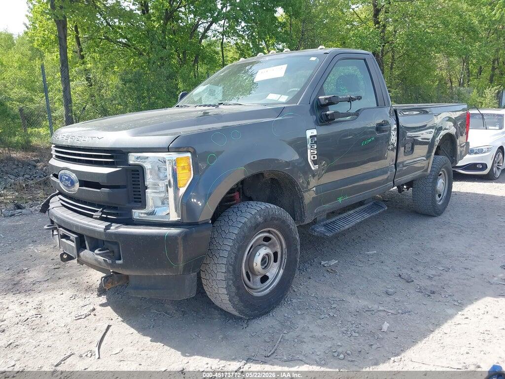 1FTRF3B62HEC05410 2017 FORD F-350 photo no. 2