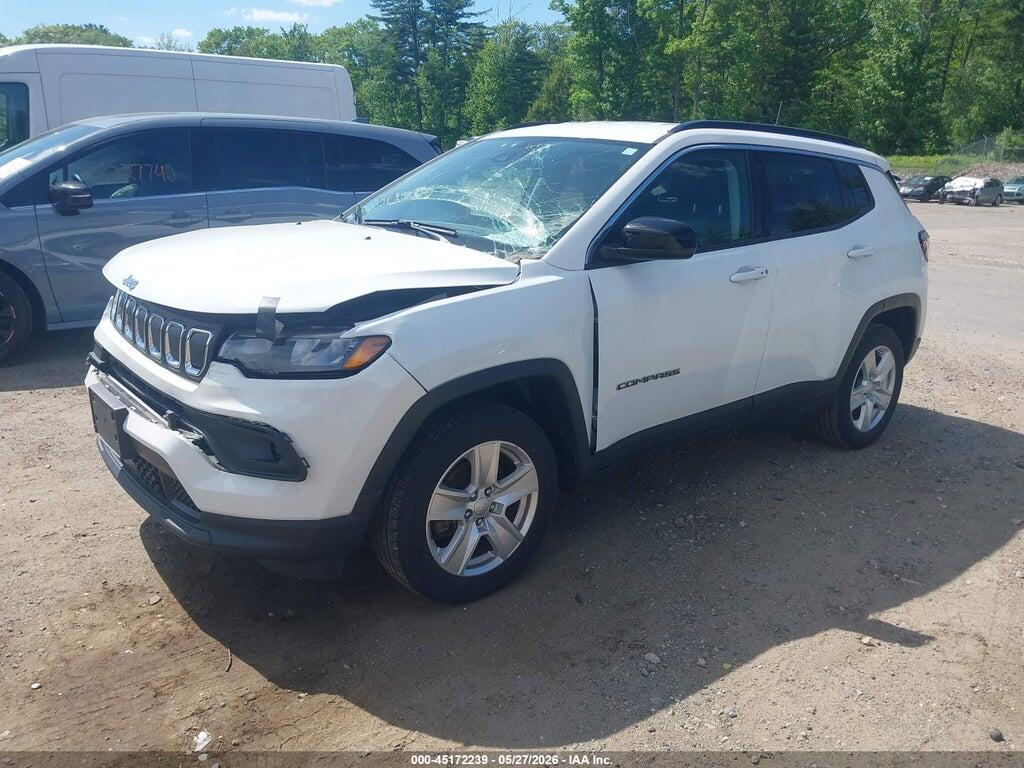 3C4NJDBB1NT217530 2022 JEEP COMPASS photo no. 2