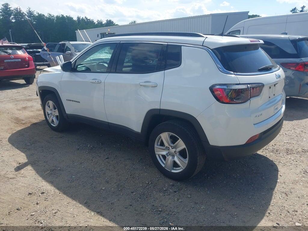 3C4NJDBB1NT217530 2022 JEEP COMPASS photo no. 3