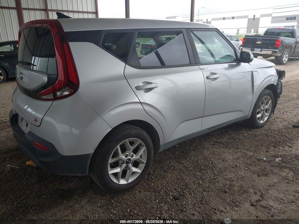 KNDJ23AU2L7716265 2020 KIA SOUL photo no. 4