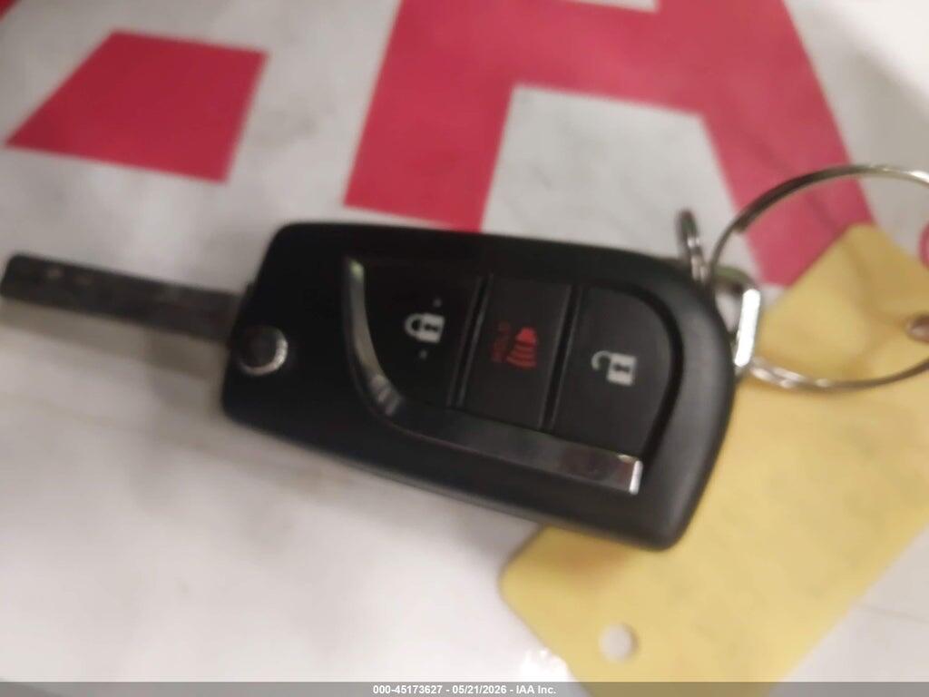 2T3MWRFV8NW131252 2022 TOYOTA RAV4 HYBRID photo no. 11