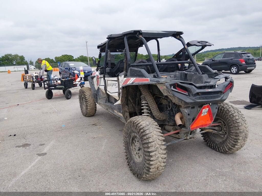 3NSVFE929KF586996 2019 POLARIS RZR photo no. 3