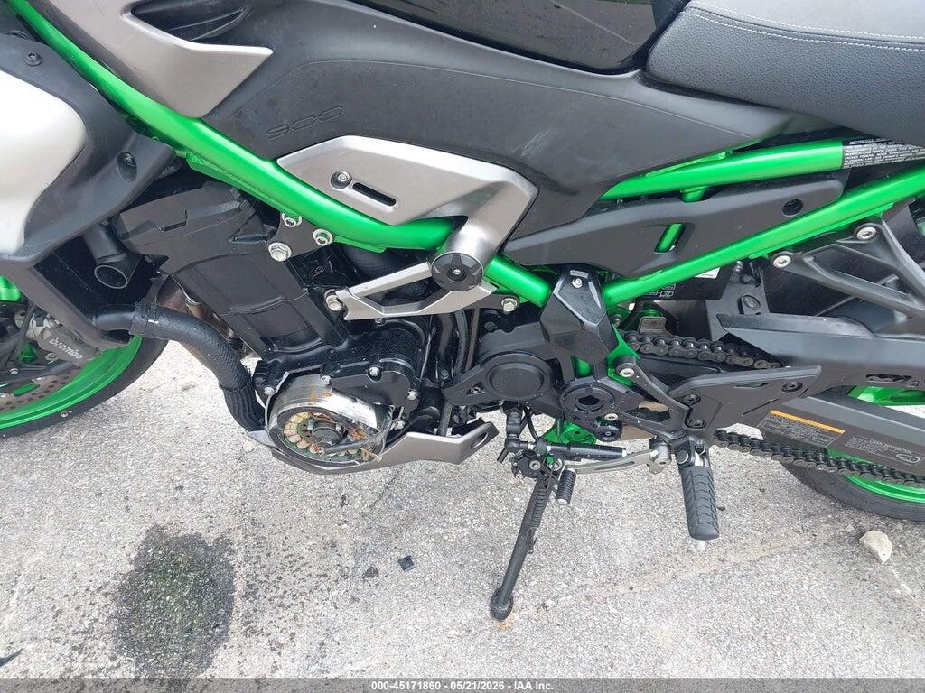 ML5ZRDT15SDA01324 2025 KAWASAKI ZR900 photo no. 9