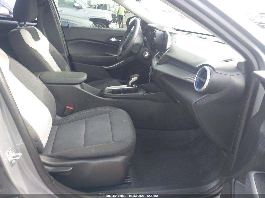 KL77LFE25RC160757 2024 CHEVROLET TRAX photo no. 5