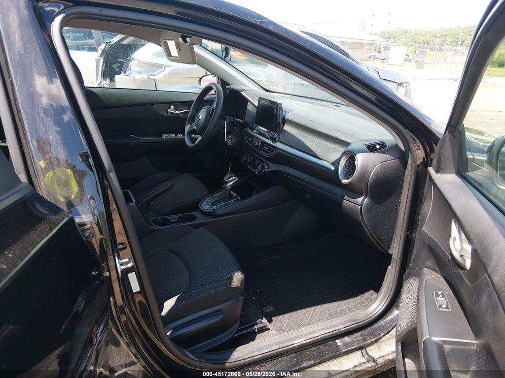 3KPF24AD2KE029927 2019 KIA FORTE photo no. 5