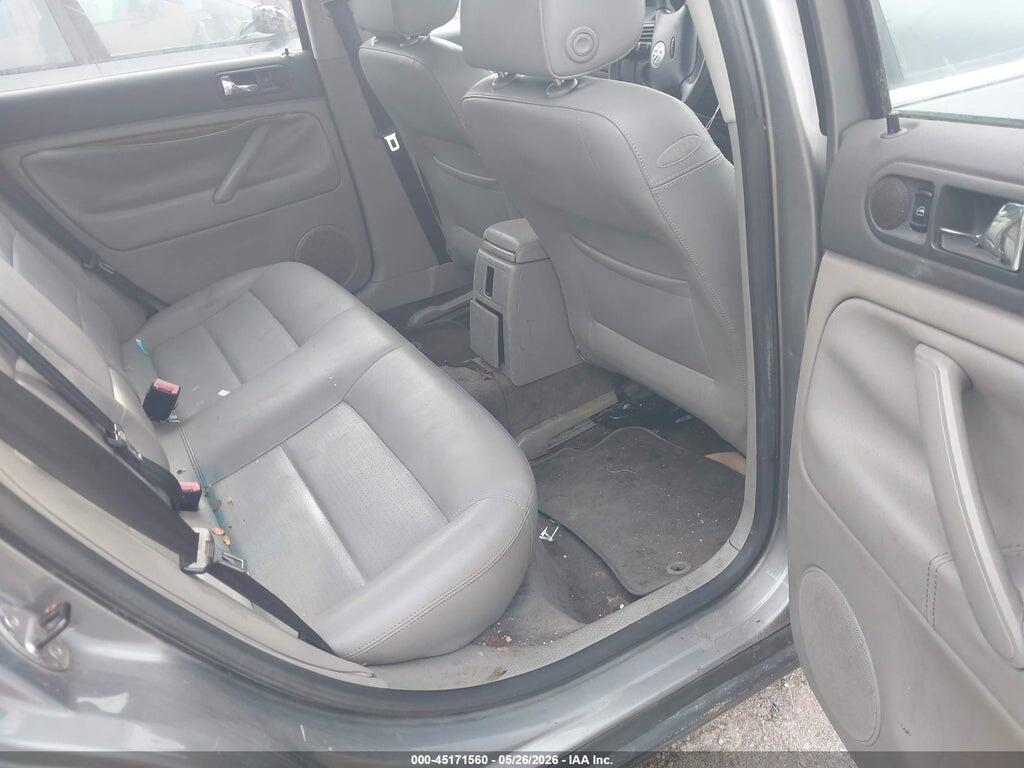 WVWAE63BX5E033880 2005 VOLKSWAGEN PASSAT photo no. 8