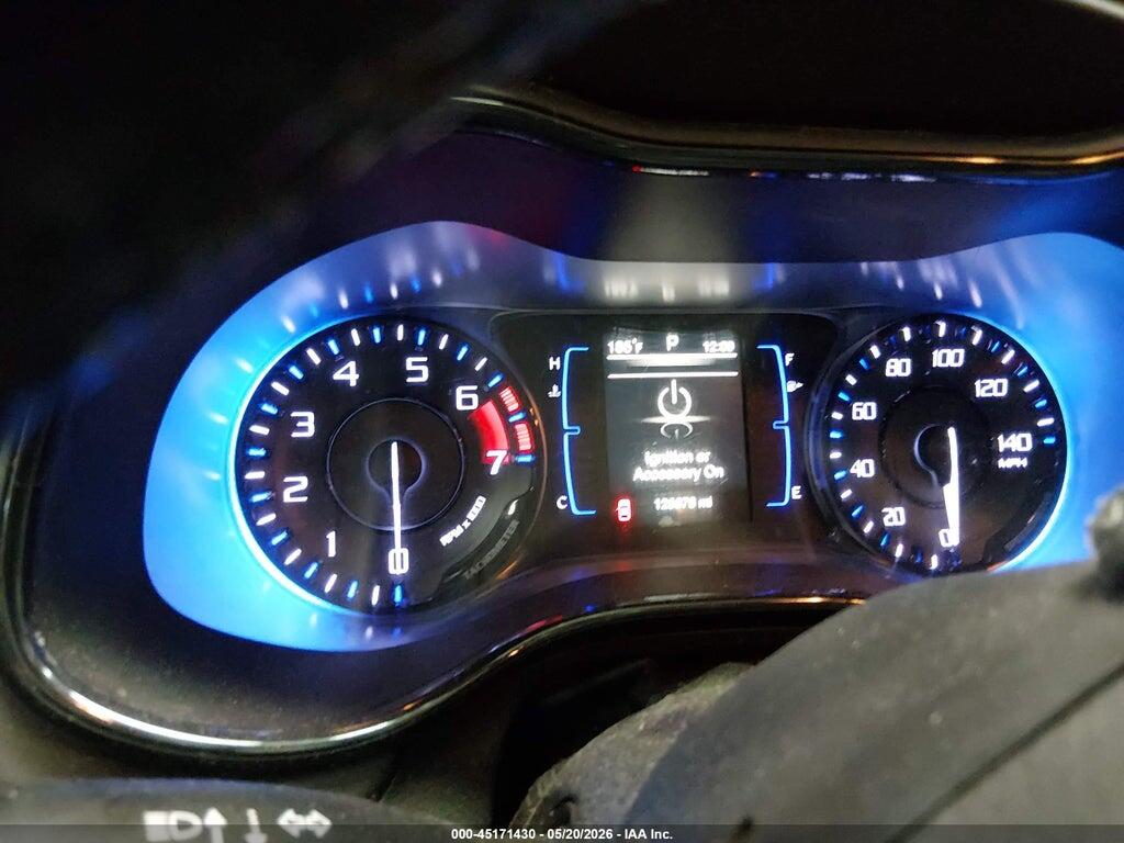 1C3CCCBB6GN174094 2016 CHRYSLER 200 photo no. 7