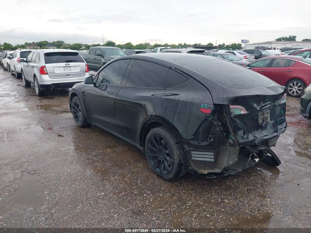 7SAYGDED7RF018529 2024 TESLA MODEL Y photo no. 3