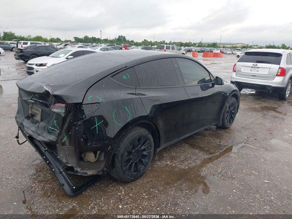 7SAYGDED7RF018529 2024 TESLA MODEL Y photo no. 4