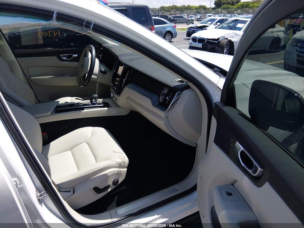YV4L12RK3R1925824 2024 VOLVO XC60 photo no. 5