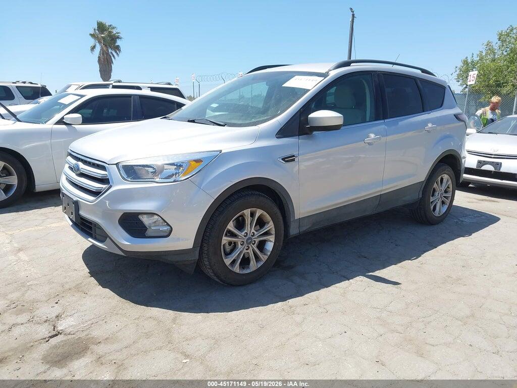 1FMCU9GD2JUD60469 2018 FORD ESCAPE photo no. 2