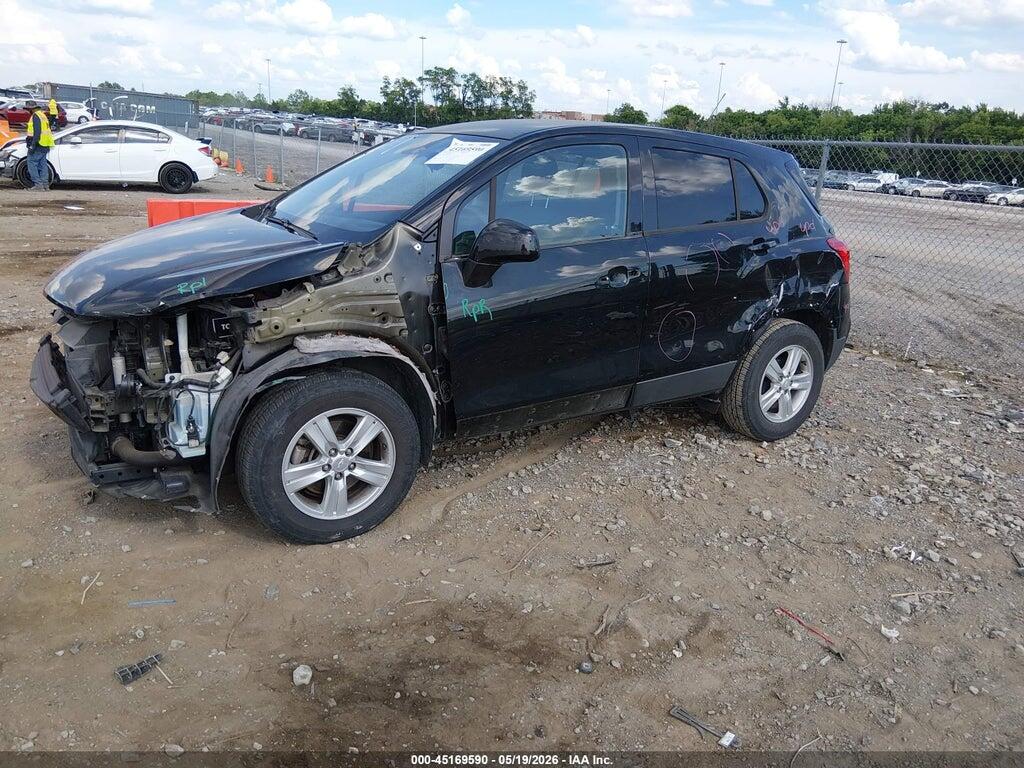 3GNCJKSB0KL389658 2019 CHEVROLET TRAX photo no. 2