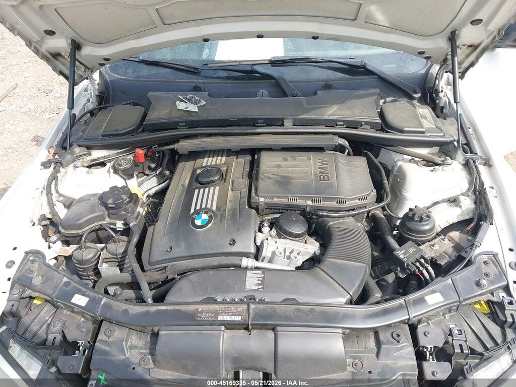 WBADX1C55BE570458 2011 BMW 335IS photo no. 10