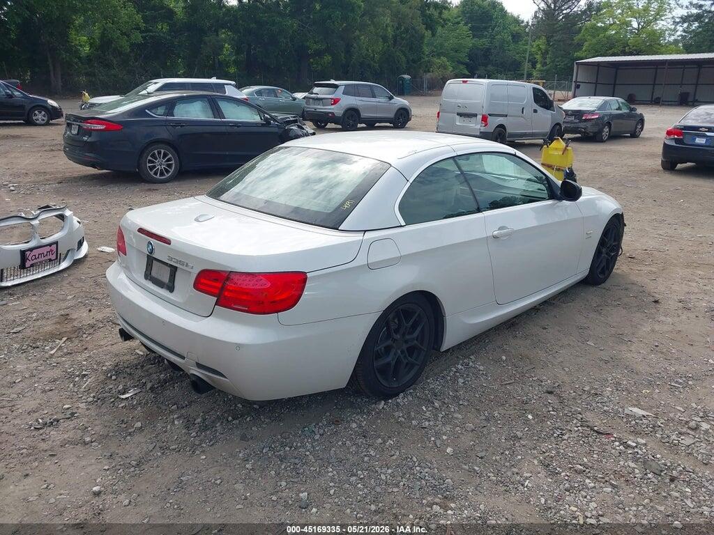 WBADX1C55BE570458 2011 BMW 335IS photo no. 4