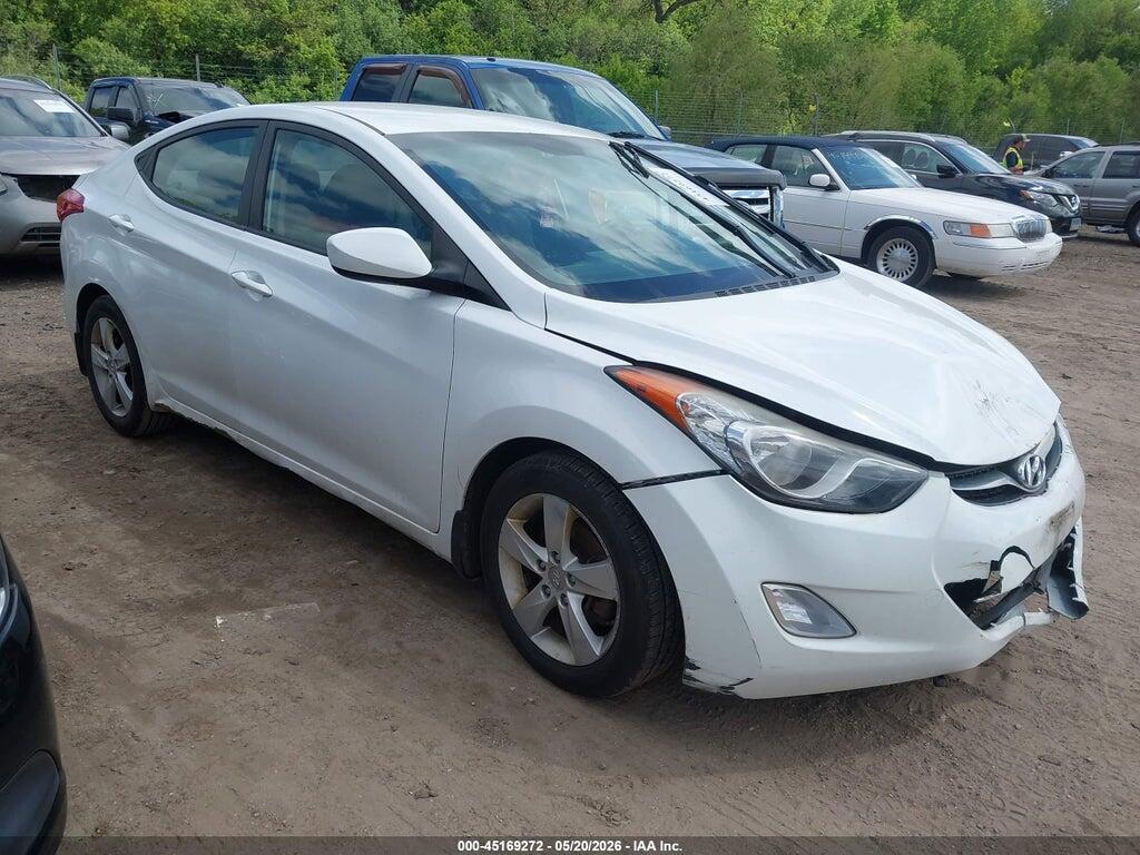 5NPDH4AE8DH426233 2013 HYUNDAI ELANTRA photo no. 1