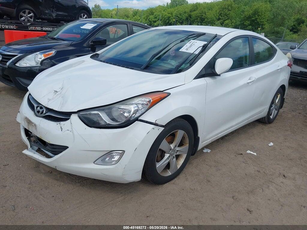 5NPDH4AE8DH426233 2013 HYUNDAI ELANTRA photo no. 2