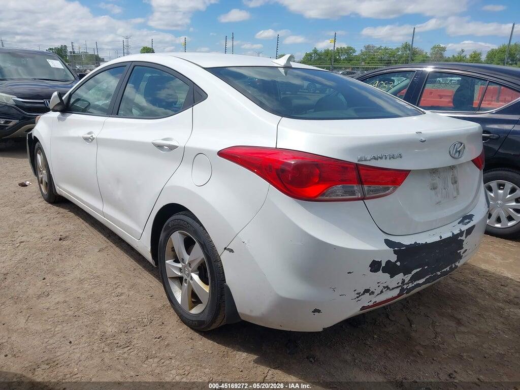 5NPDH4AE8DH426233 2013 HYUNDAI ELANTRA photo no. 3