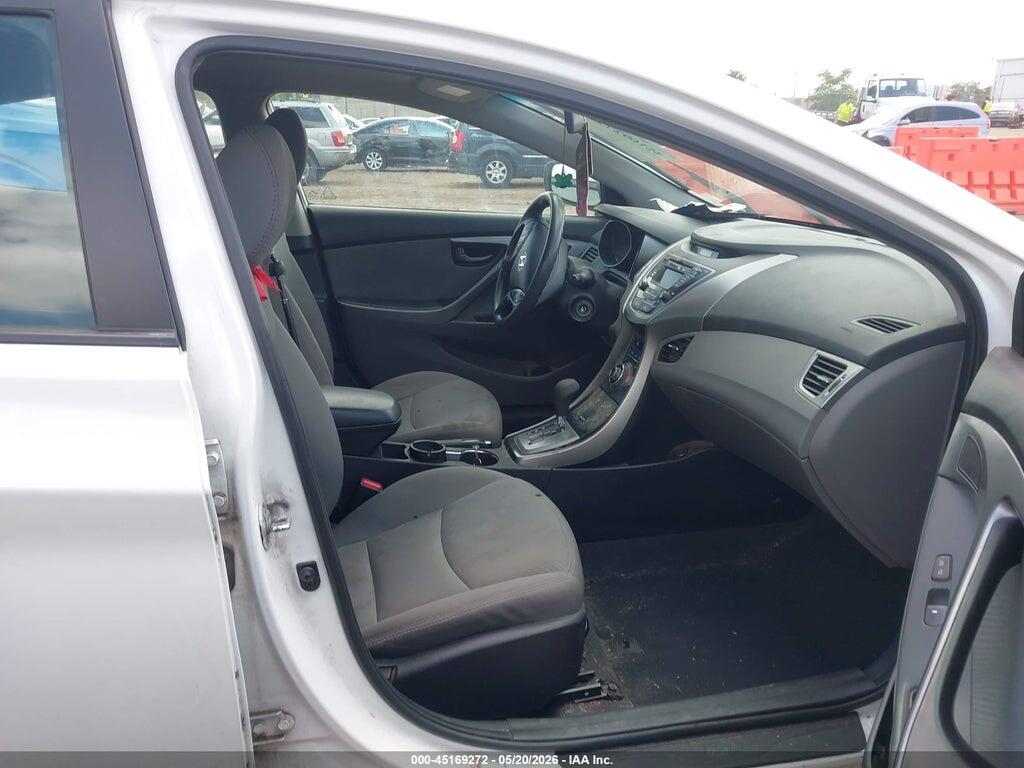5NPDH4AE8DH426233 2013 HYUNDAI ELANTRA photo no. 5