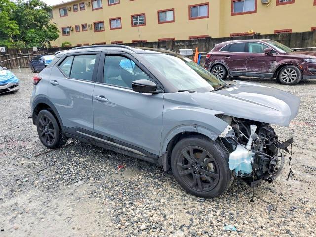 2023 NISSAN KICKS SR — Фото 4 из 14