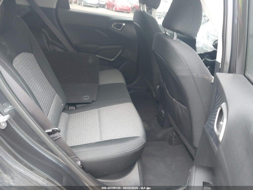 KNDJ33AU4P7883262 2023 KIA SOUL photo no. 8