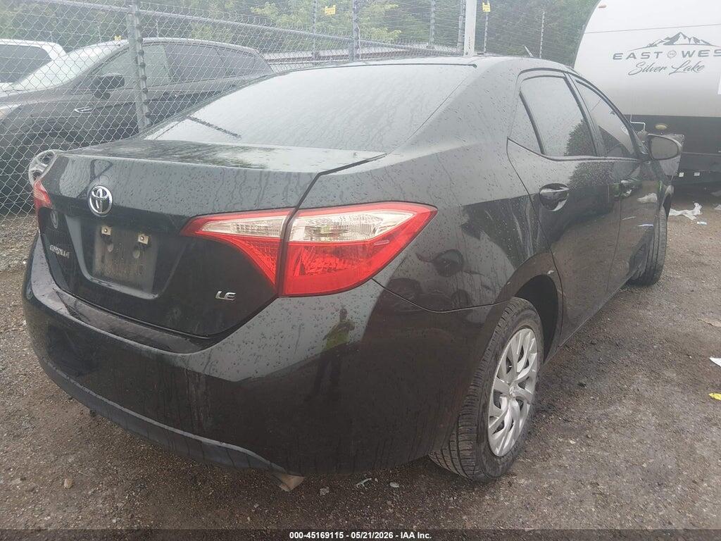 5YFBURHE8HP584215 2017 TOYOTA COROLLA photo no. 4