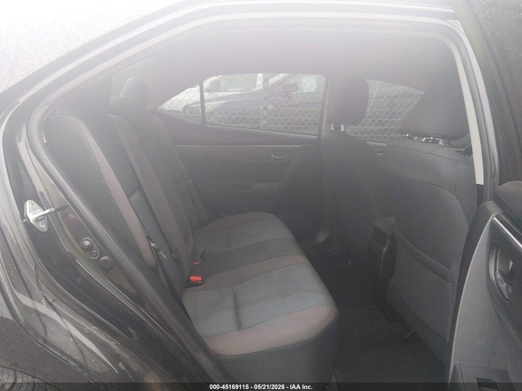 5YFBURHE8HP584215 2017 TOYOTA COROLLA photo no. 8