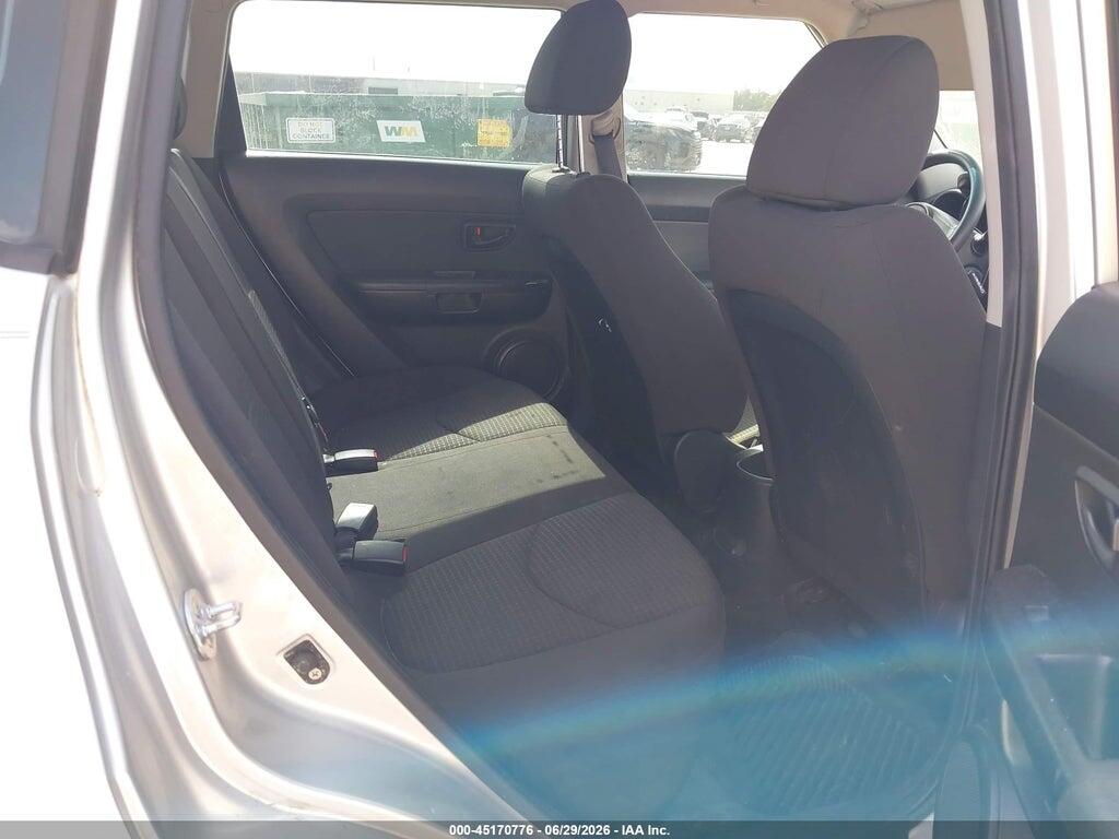 KNDJT2A13B7264077 2011 KIA SOUL photo no. 8
