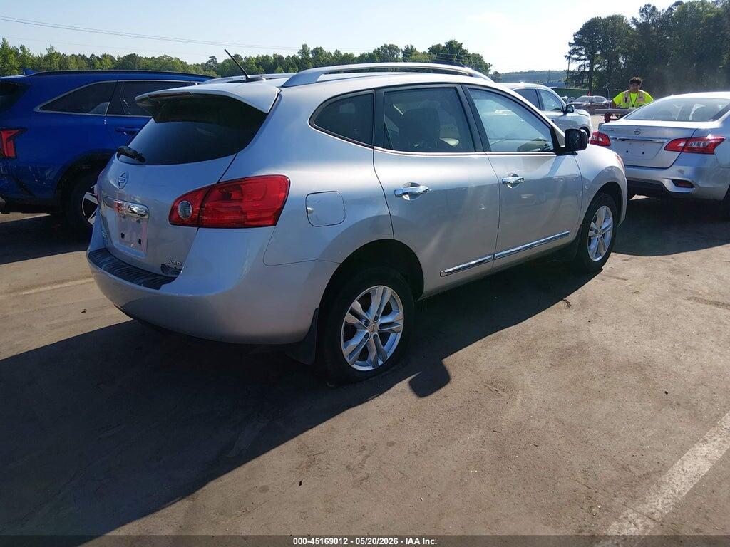 JN8AS5MV3FW762735 2015 NISSAN ROGUE SELECT photo no. 4