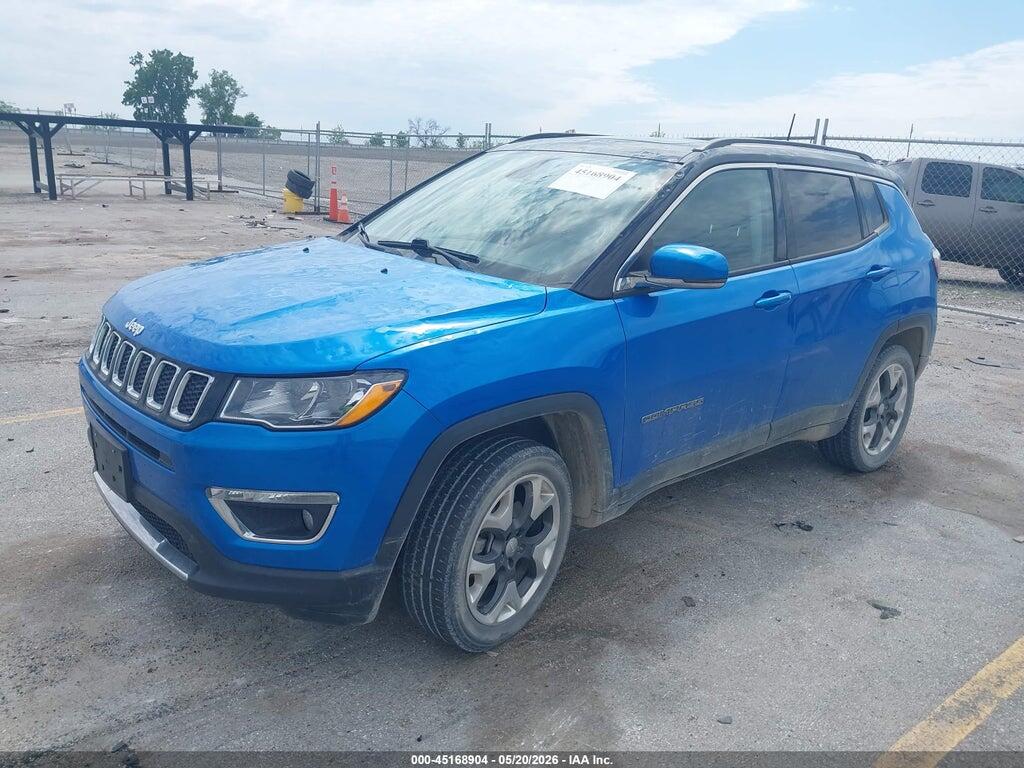 3C4NJDCB1JT230643 2018 JEEP COMPASS photo no. 2