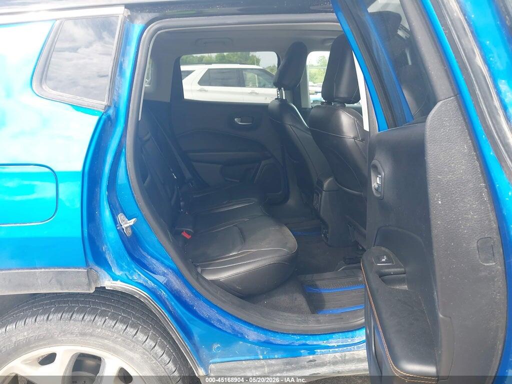 3C4NJDCB1JT230643 2018 JEEP COMPASS photo no. 8