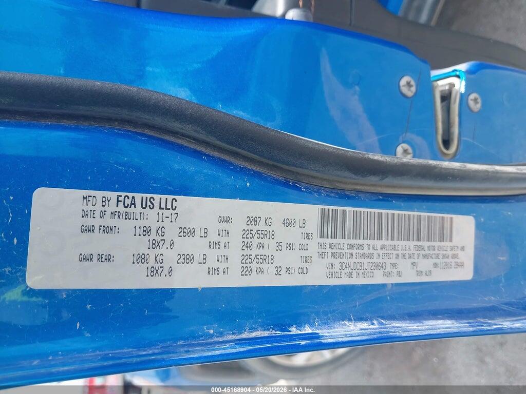 3C4NJDCB1JT230643 2018 JEEP COMPASS photo no. 9