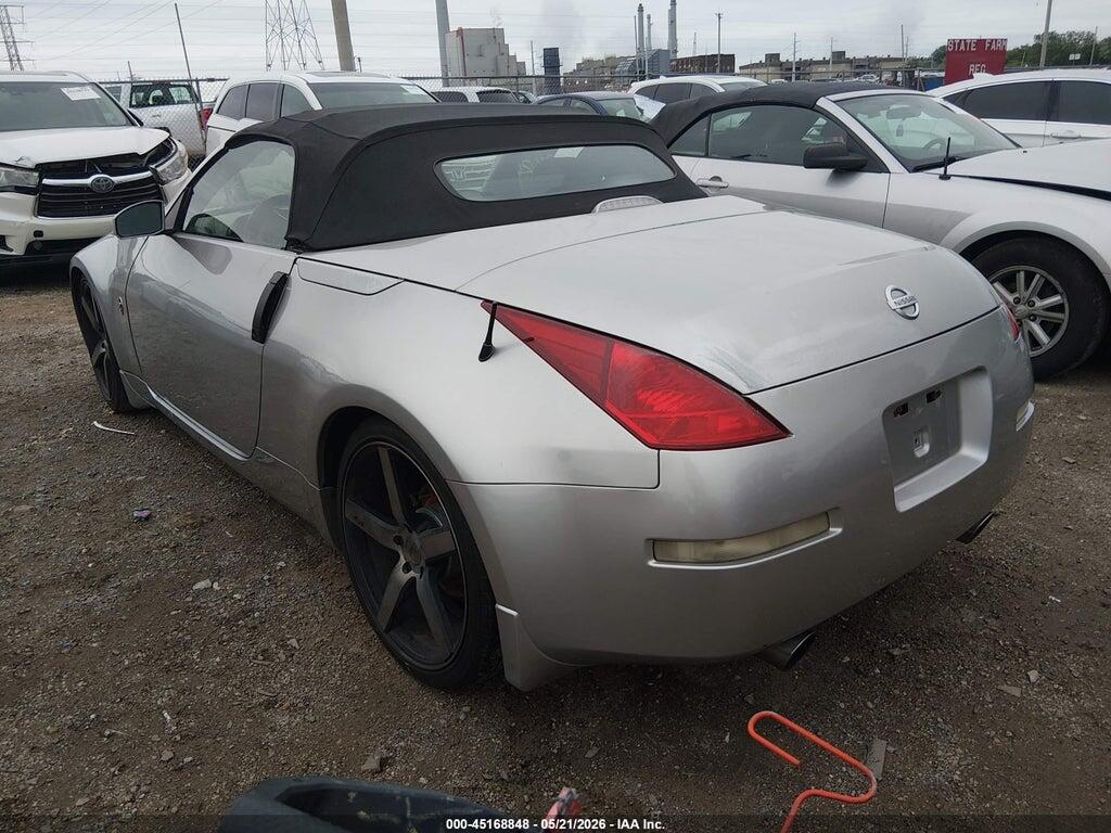 JN1AZ36A84T010598 2004 NISSAN 350Z photo no. 3