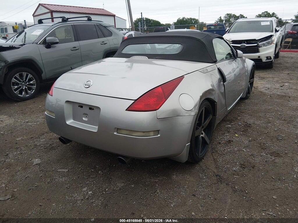 JN1AZ36A84T010598 2004 NISSAN 350Z photo no. 4