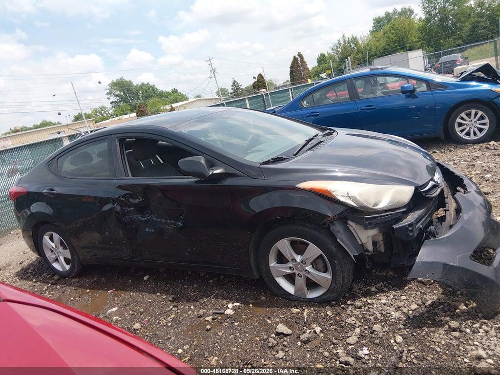 5NPDH4AE6DH285131 2013 HYUNDAI ELANTRA photo no. 12