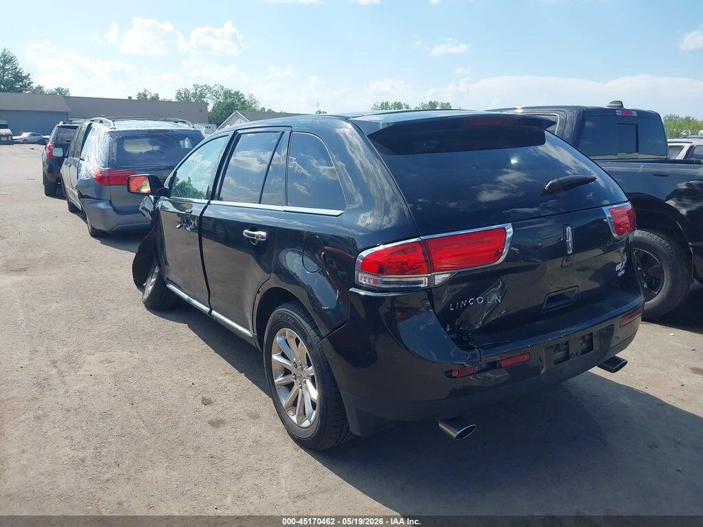 2LMDJ8JK6BBJ10646 2011 LINCOLN MKX photo no. 3