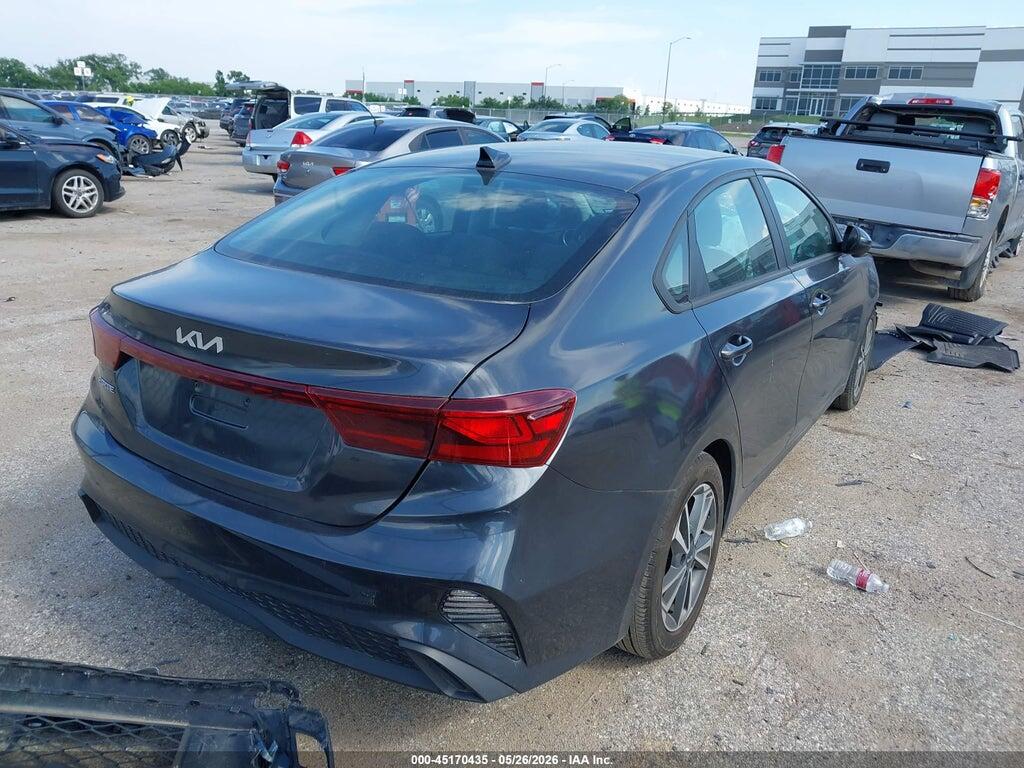 3KPF24AD4PE589844 2023 KIA FORTE photo no. 4