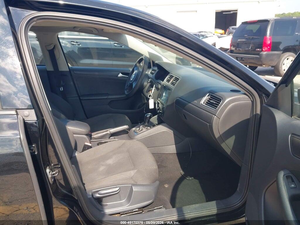 3VW2K7AJ5EM441790 2014 VOLKSWAGEN JETTA photo no. 5