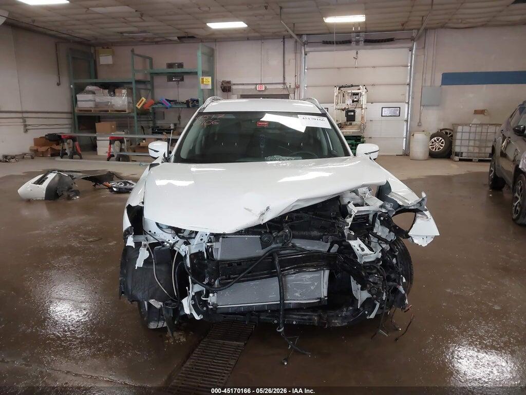 KNMAT2MV1HP538903 2017 NISSAN ROGUE photo no. 6