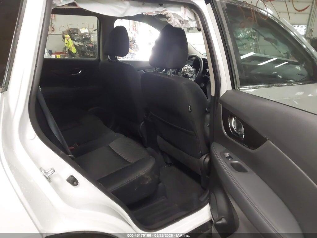 KNMAT2MV1HP538903 2017 NISSAN ROGUE photo no. 8