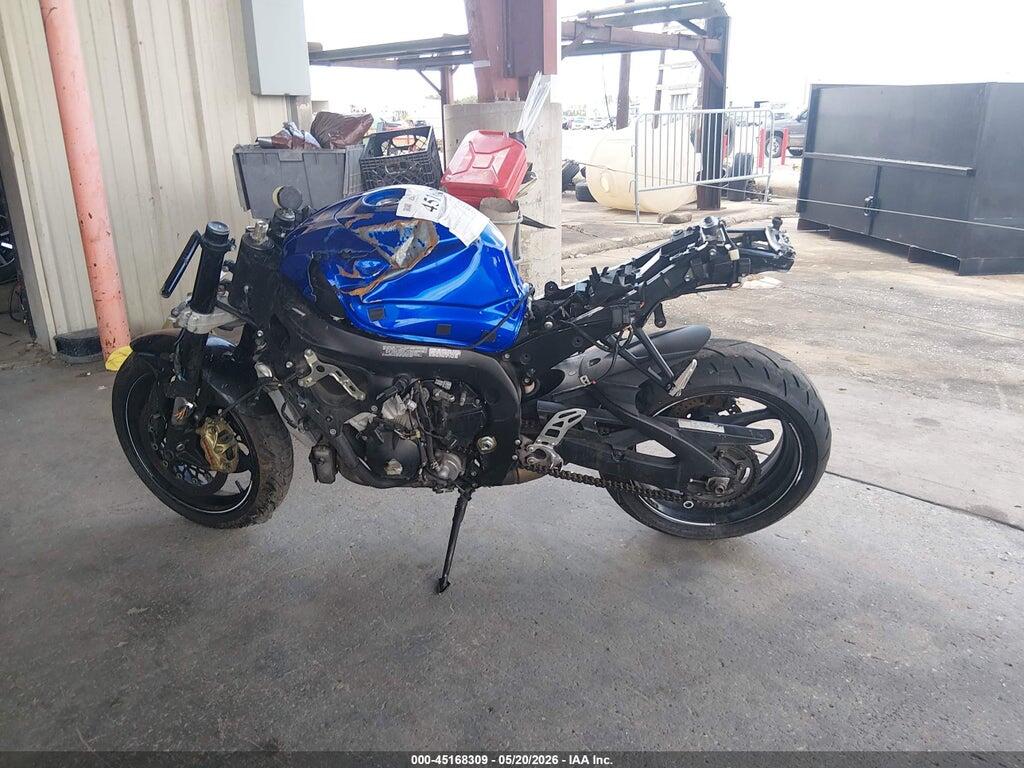 JS1GR7MA5E2100990 2014 SUZUKI GSX-R750 photo no. 12